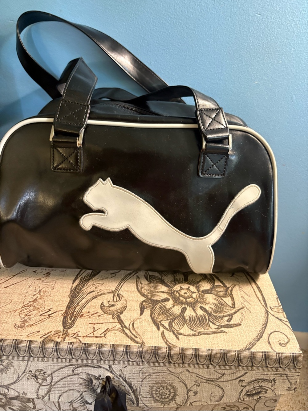 True Vintage Puma Mini Grip Black and White Shoulder Bag Bowling 🎳 Gym